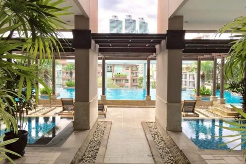 Condominio de 2 dormitorios en Bangkok, Tailandia № 143015 - foto 11
