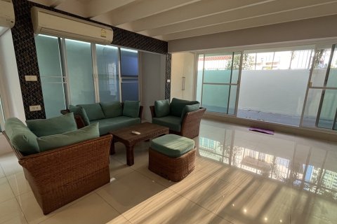 Reihenhaus in Sathon, Bangkok, Thailand 3 Schlafzimmer № 201159 - Foto 6