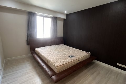 Condo à Watthana, Bangkok, Thaïlande, 3 chambres № 201160 - photo 8