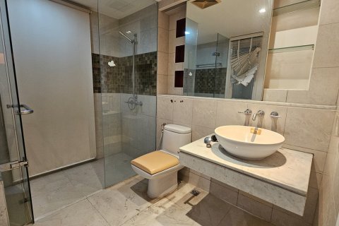 Townhouse in Watthana, Bangkok, Thailand 5 bedrooms № 201155 - photo 19