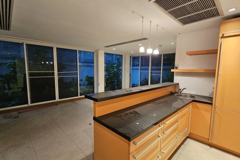 Townhouse in Watthana, Bangkok, Thailand 5 bedrooms № 201155 - photo 10