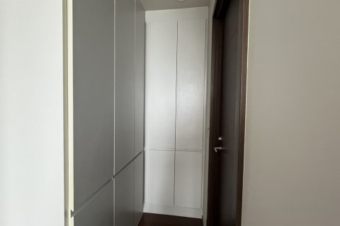 Condo in Watthana, Bangkok, Thailand, 3 bedrooms № 201157 - photo 15