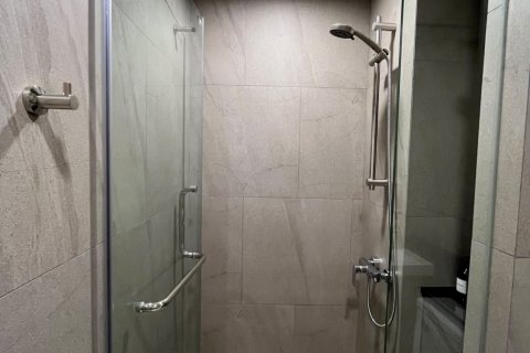 Apartamento de 2 habitaciones en Pattaya, Tailandia № 209771 - foto 10