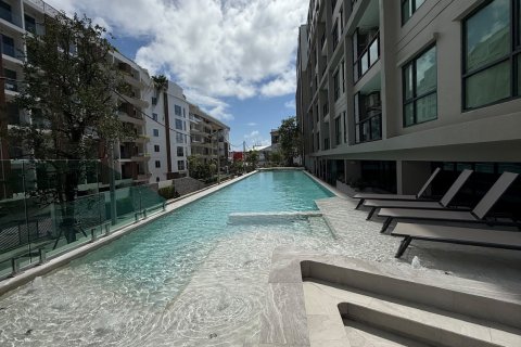 Apartamento de 2 habitaciones en Pattaya, Tailandia № 209771 - foto 12