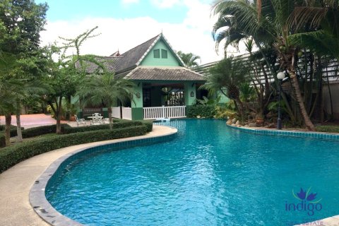 Casa de 11 dormitorios en Saraphi, Tailandia № 209770 - foto 16