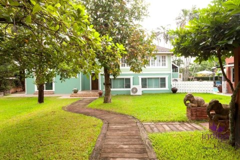 Casa de 11 dormitorios en Saraphi, Tailandia № 209770 - foto 6