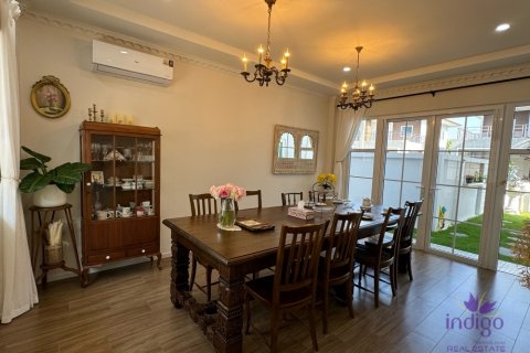 Casa de 4 dormitorios en Hang Dong, Tailandia № 209769 - foto 7