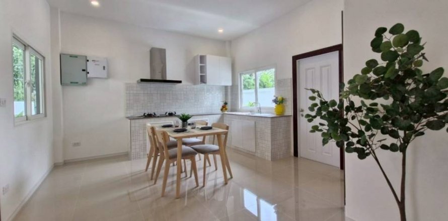 Casa de 3 dormitorios en Pattaya, Tailandia № 134747