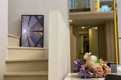Dúplex de 2 dormitorios en Bangkok, Tailandia № 134466 - foto 4