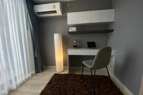 Dúplex de 2 dormitorios en Bangkok, Tailandia № 134466 - foto 9