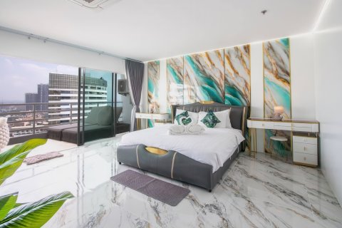 Apartamento de 2 dormitorios en Pattaya, Tailandia № 173072 - foto 7