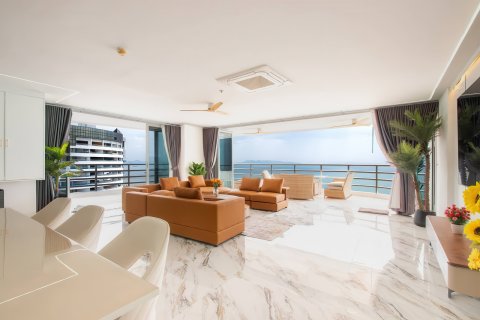 Apartamento de 2 dormitorios en Pattaya, Tailandia № 173072 - foto 4