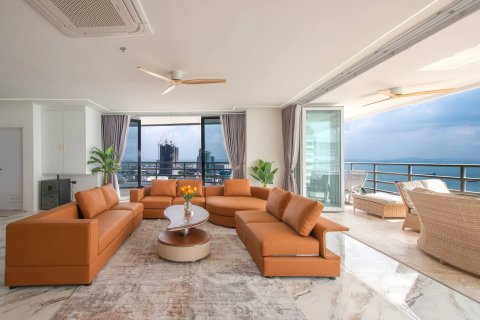 Apartment in Pattaya, Thailand 2 bedrooms № 173072