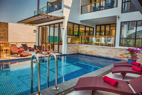 Chalet de 6 dormitorios en Phuket, Tailandia № 173068 - foto 5