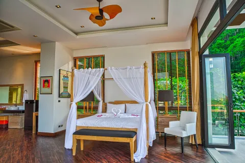 Chalet de 6 dormitorios en Phuket, Tailandia № 173068 - foto 28
