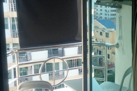 Studio dans le Condo à Pattaya, Thaïlande  № 204074