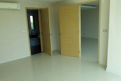 Condominio de 1 dormitorio en Jomtien Beach, Pattaya, Tailandia № 204073 - foto 3