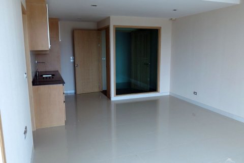 Condominio de 1 dormitorio en Jomtien Beach, Pattaya, Tailandia № 204073 - foto 4
