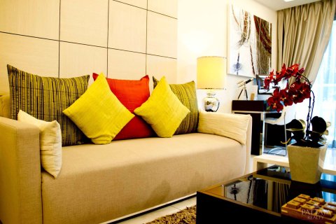 Condominio de 1 dormitorio en Jomtien Beach, Pattaya, Tailandia № 204072 - foto 3