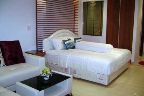 Studio dans le Condo à Pattaya, Thaïlande  № 204070