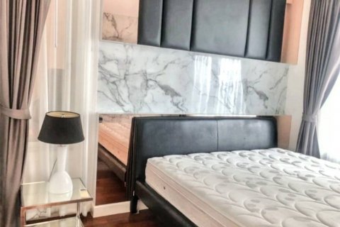 Condominio de 1 dormitorio en Khlong Toei, Bangkok, Tailandia № 117078 - foto 2
