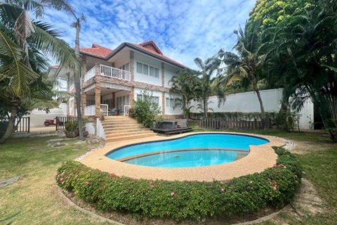 Villa in Hua Hin, Thailand 4 Schlafzimmer № 117074