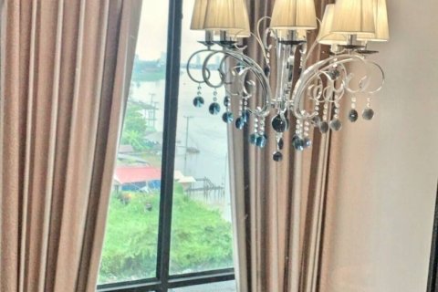 Dúplex de 2 dormitorios en Nonthaburi, Tailandia № 117079 - foto 5