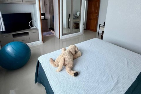 Chalet de 3 dormitorios en Pattaya, Tailandia № 172952 - foto 9