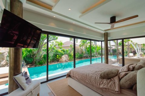 Chalet de 3 dormitorios en Hua Hin, Tailandia № 172954 - foto 10