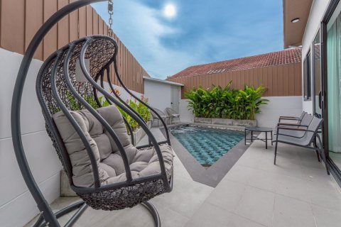Chalet de 3 dormitorios en Pattaya, Tailandia № 150952 - foto 4