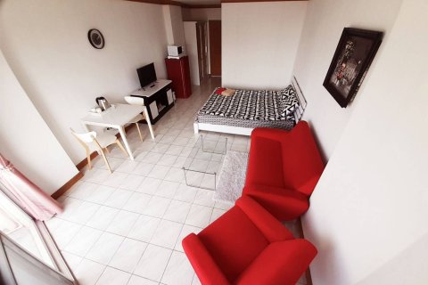 Condominio de 1 dormitorio en Jomtien Beach, Pattaya, Tailandia № 204341 - foto 3