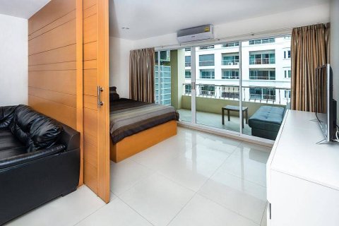 Estudio en el condominio en Jomtien Beach, Pattaya, Tailandia № 204335 - foto 10