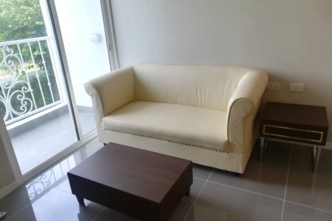 Condominio de 1 dormitorio en Jomtien Beach, Pattaya, Tailandia № 204337 - foto 6