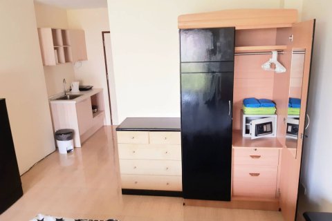 Condominio de 1 dormitorio en Jomtien Beach, Pattaya, Tailandia № 204339 - foto 3