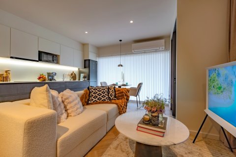 Eigentumswohnung in Phuket, Thailand, 2 Schlafzimmer  № 163430 - Foto 2