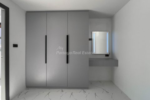 Casa de 3 dormitorios en Bang Lamung, Tailandia № 161408 - foto 14