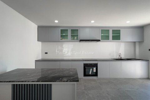 Casa de 3 dormitorios en Bang Lamung, Tailandia № 161408 - foto 6