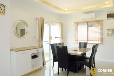 Estudio en Pattaya, Tailandia № 161406 - foto 14