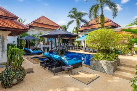 Casa de 4 dormitorios en Phuket, Tailandia № 155471 - foto 3
