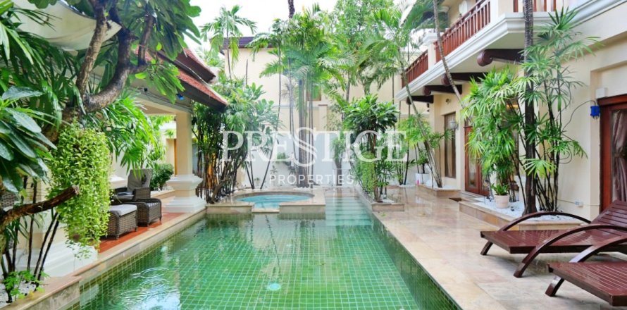 Maison à Pattaya, Thaïlande 4 chambres № 198594