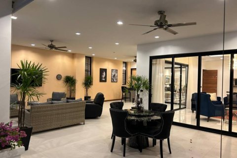 Chalet de 8 dormitorios en Phuket, Tailandia № 157816 - foto 7