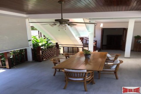 Chalet de 4 dormitorios en Hua Hin, Tailandia № 202993 - foto 5
