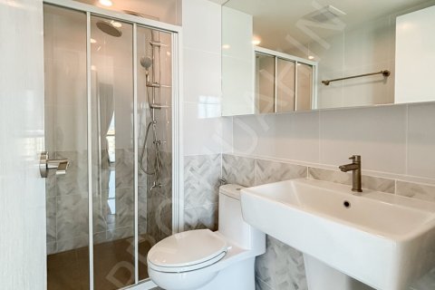 Apartamento de 2 dormitorios en Hua Hin, Tailandia № 194830 - foto 10