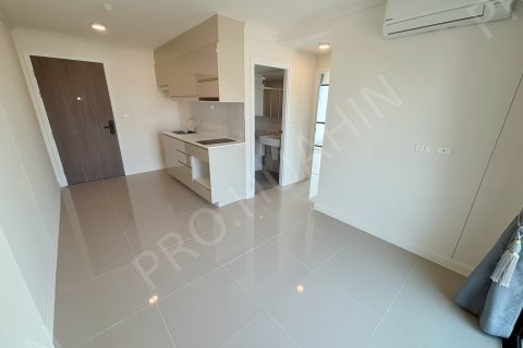 Apartamento de 2 dormitorios en Hua Hin, Tailandia № 194830 - foto 2