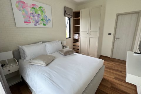 Apartamento de 2 dormitorios en Phuket, Tailandia № 137226 - foto 13