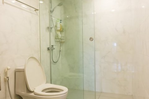 Condominio de 2 dormitorios en Bangkok, Tailandia № 66677 - foto 14
