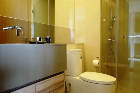 Condominio de 2 dormitorios en Bangkok, Tailandia № 66681 - foto 19
