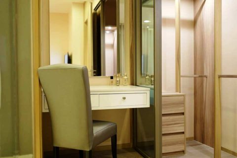 Condominio de 2 dormitorios en Bangkok, Tailandia № 66681 - foto 15