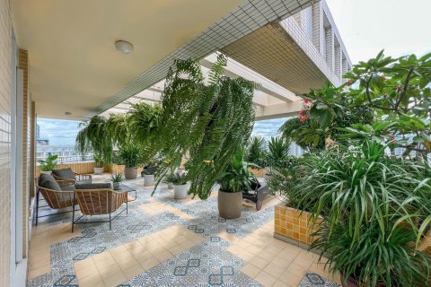Condominio de 3 dormitorios en Bangkok, Tailandia № 143475 - foto 19