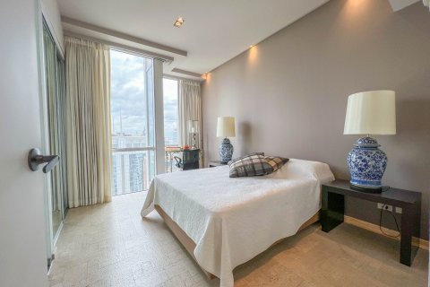 Condominio de 3 dormitorios en Bangkok, Tailandia № 143475 - foto 10